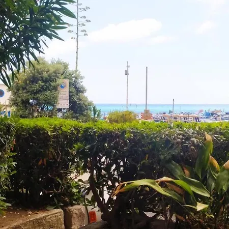 Nautilus Location Near Beaches Διαμέρισμα